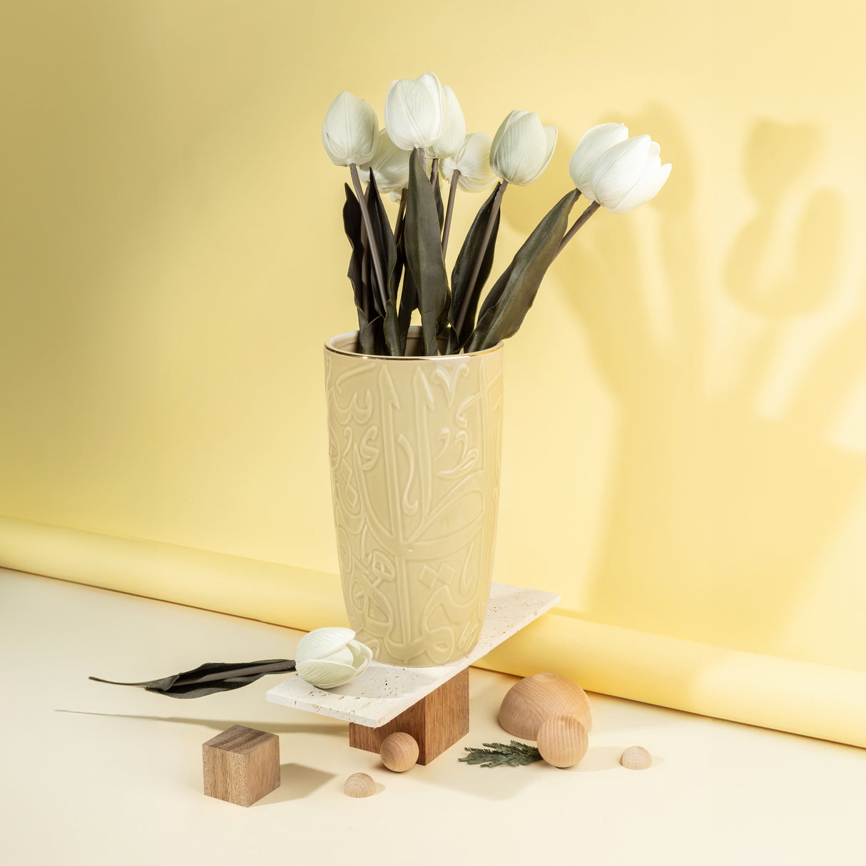 Diwan de lujo - Jarrón decorativo grande - Marfil y oro