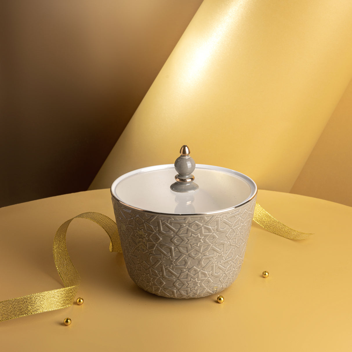 Corona - Tazón grande para dátiles - Gris y dorado