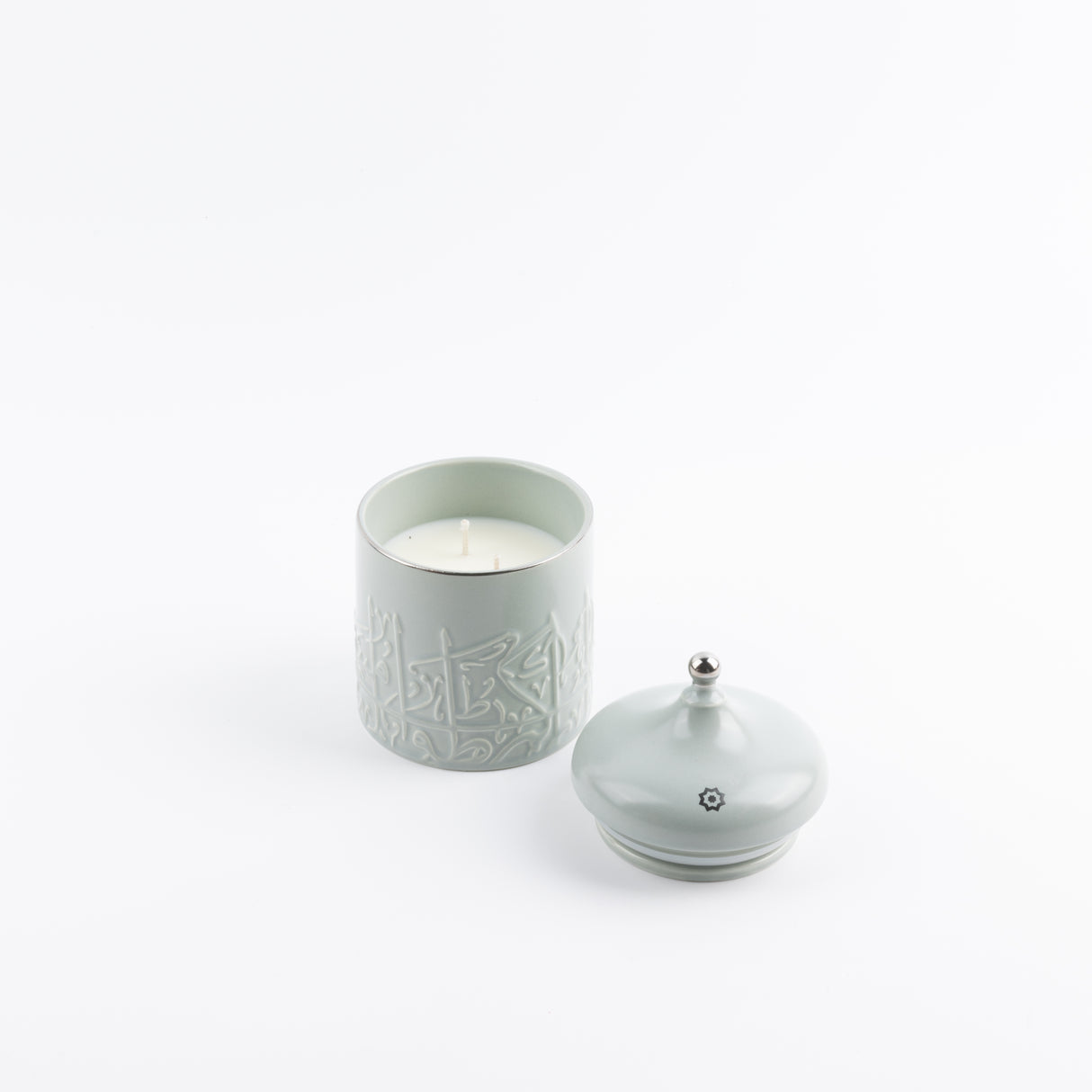 Jiwar -  Medium Candle| Sea Rose - Mint Green & Silver