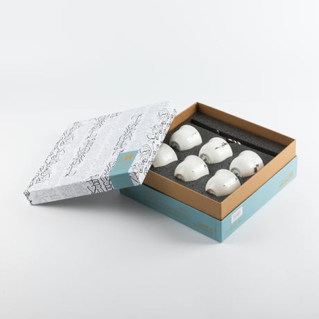 Liqa'a - Arabic Coffee Cups With Holder - Pearl White & Silver