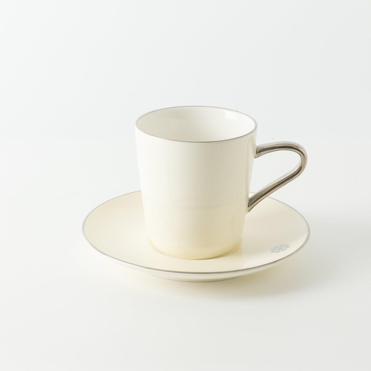 Mirral - Cappuccino Set (12-Pc) - White & Silver