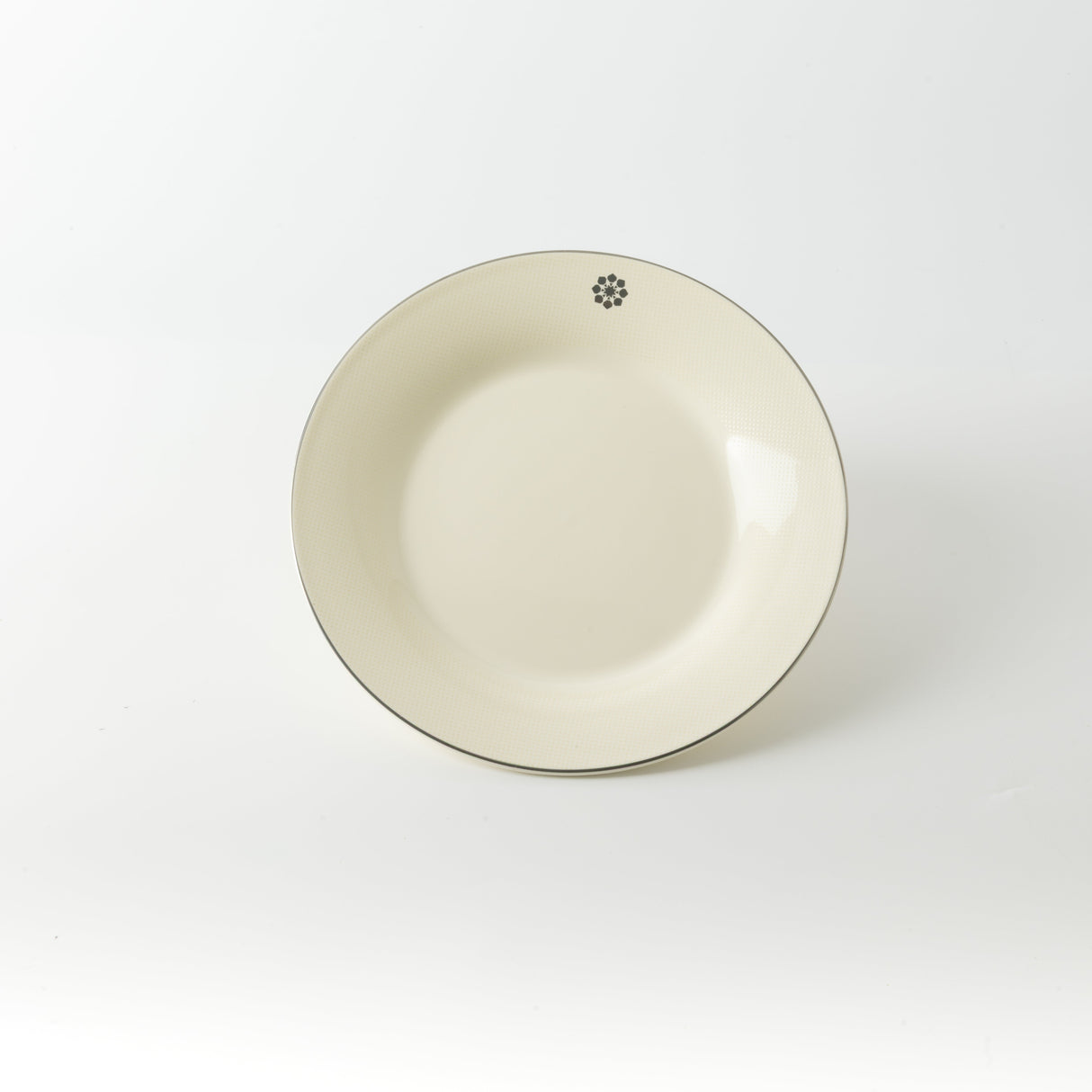 Mirral - Dinner Set (18-Pc) - White & Silver
