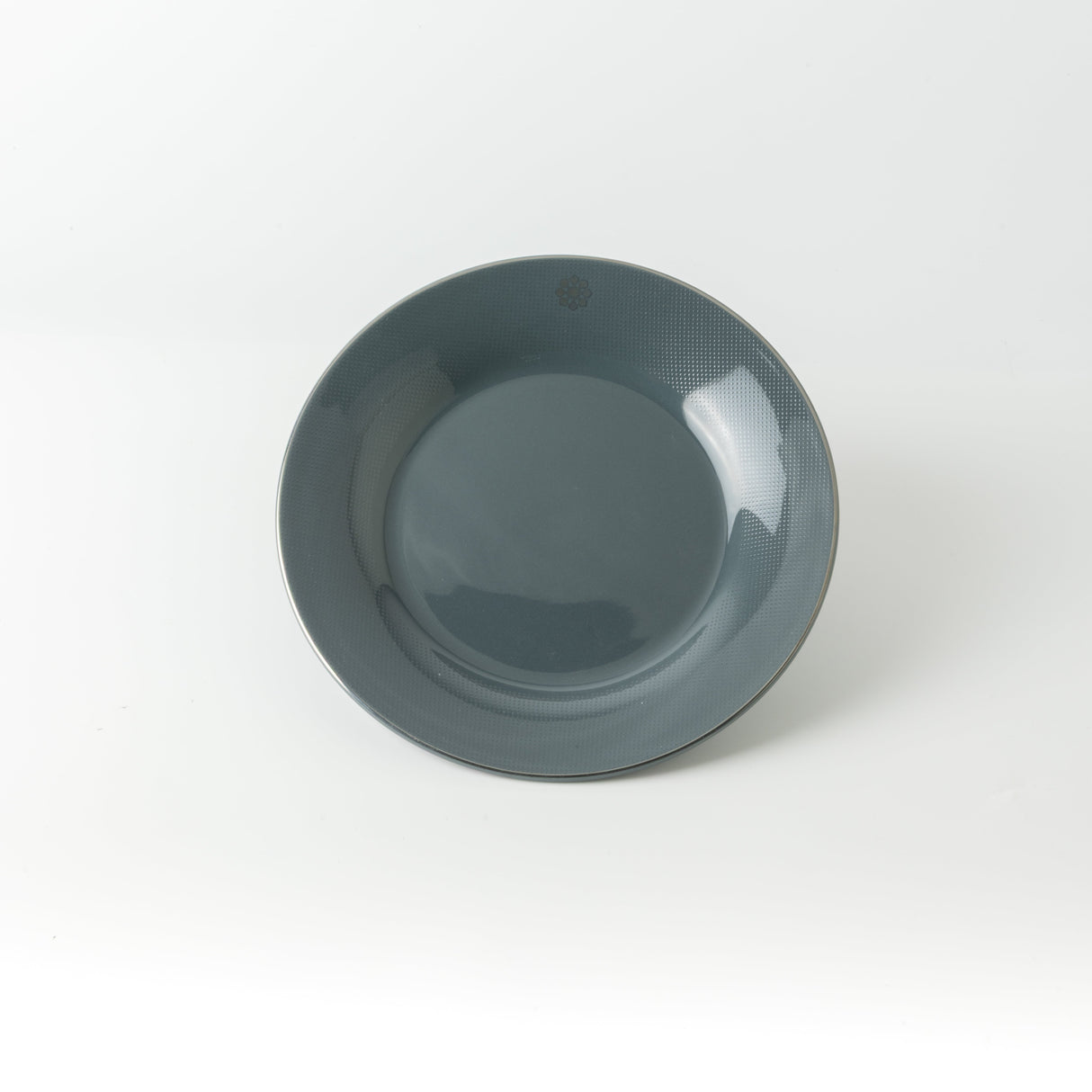 Mirral - Dinner Set (18-Pc) - Dark Blue & Silver