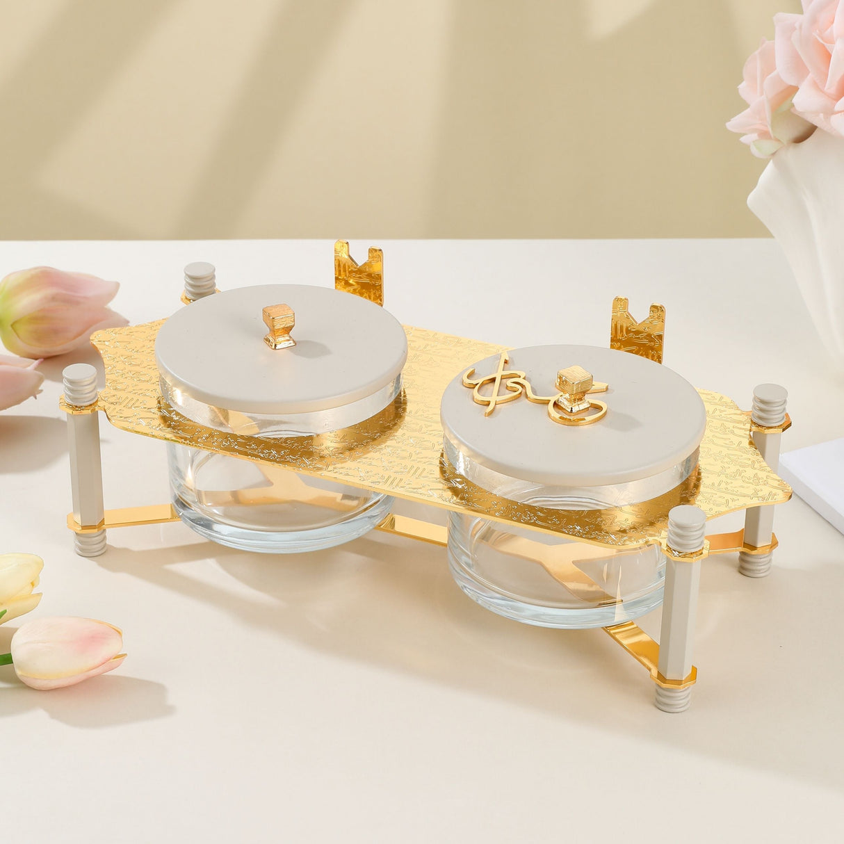 Jiwar - Dual Elegant Nut Serving Set with Engraved  Base - Beige & Gold