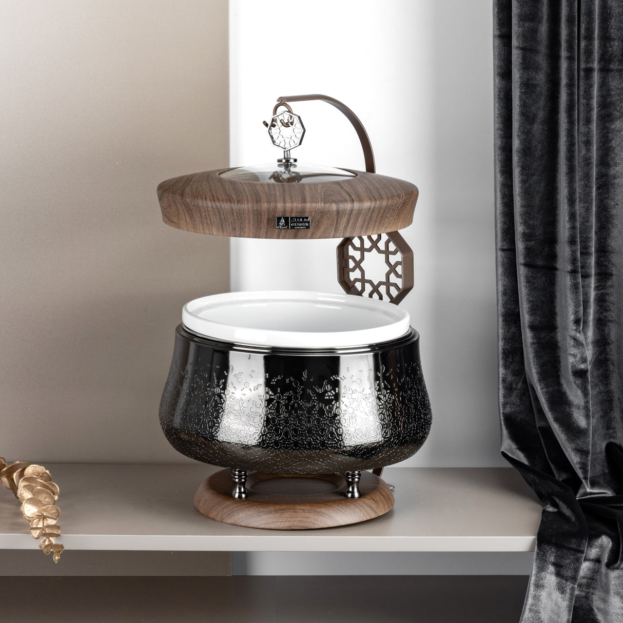 Nourhan - 4 Liters Chafer - Black Walnut