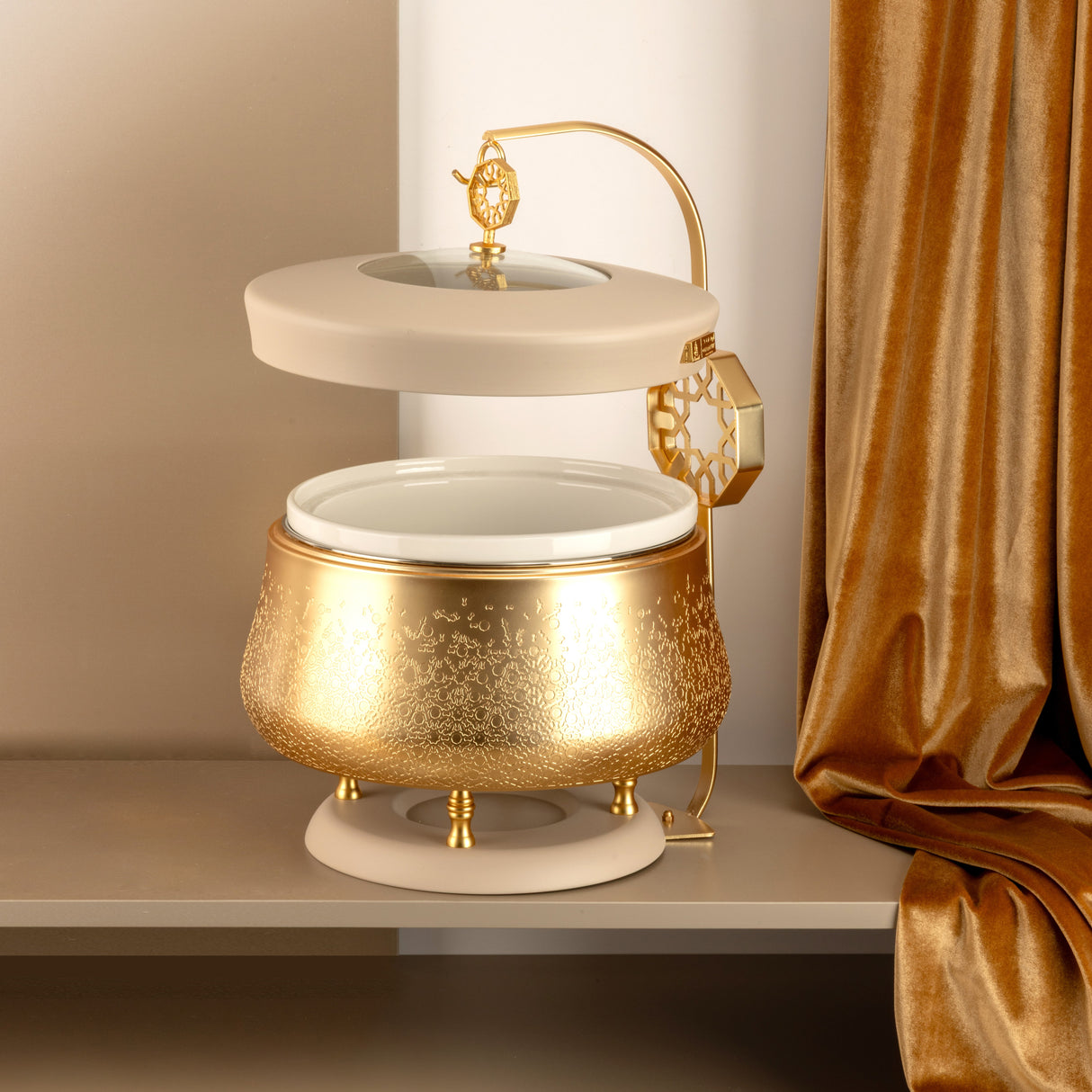 Nourhan - 6 Liters Chafer - Gold & Beige