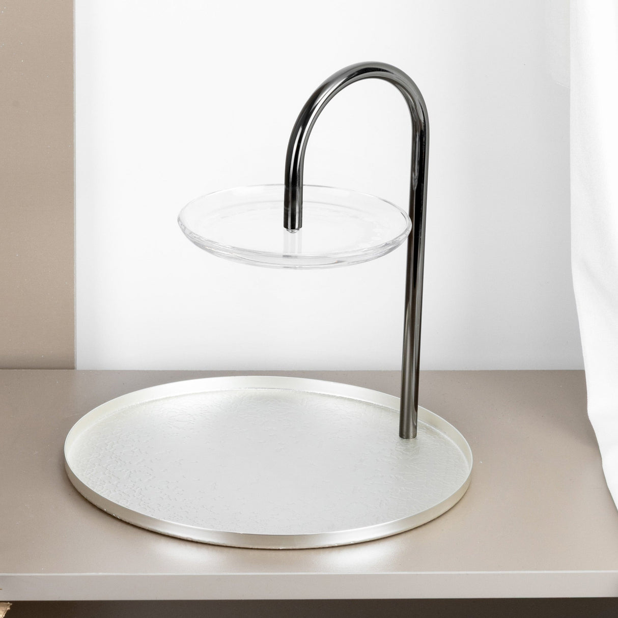 Nourhan - 2 Tier Plate - Silver