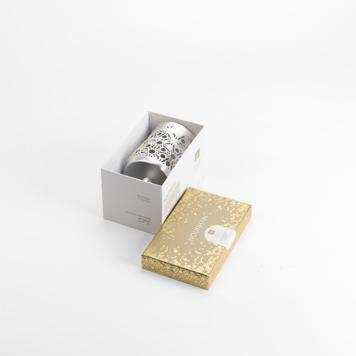 Nourhan - Medium Candle Holder - Silver