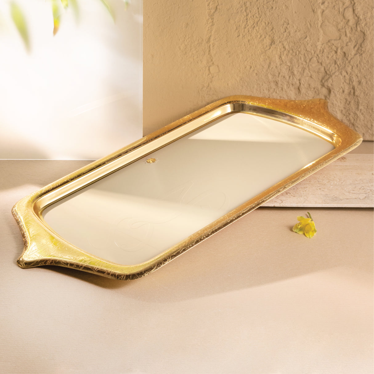 Jiwar - Serving Tray - Ivory & Gold