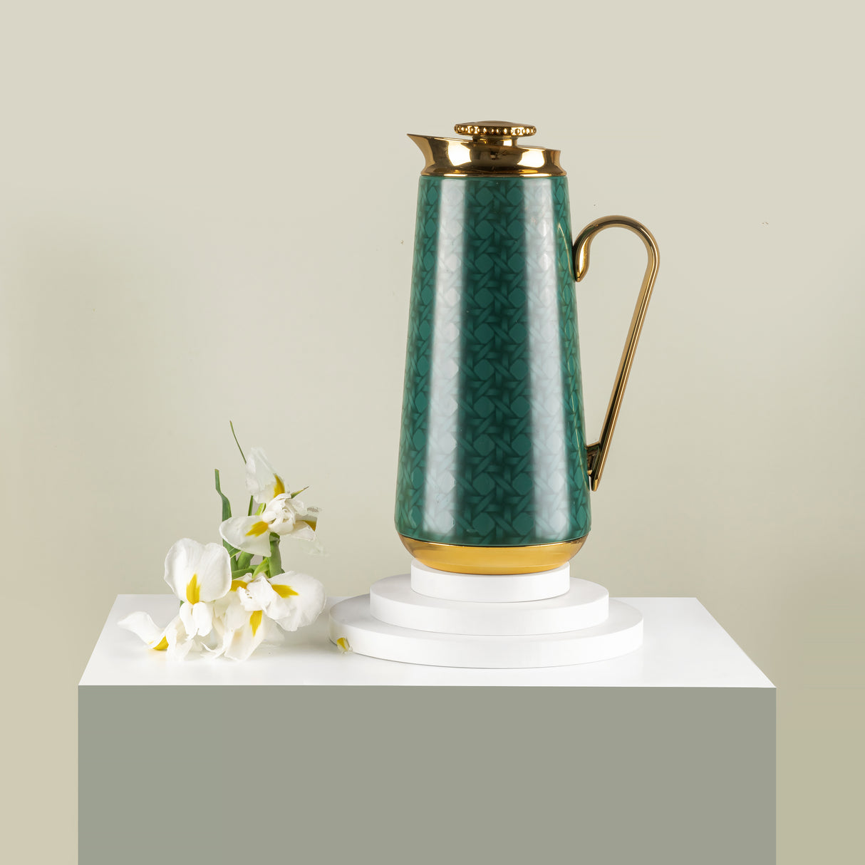 Rattan- Vacuum Flask- Green & Gold