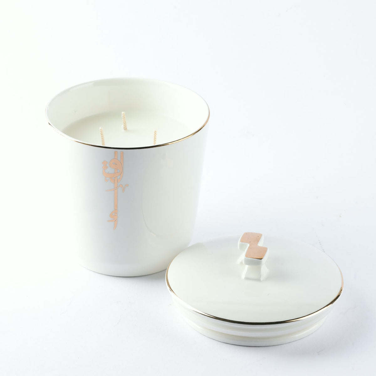 LIQAA - Large Candle|Musky Amber - Pearl Gold