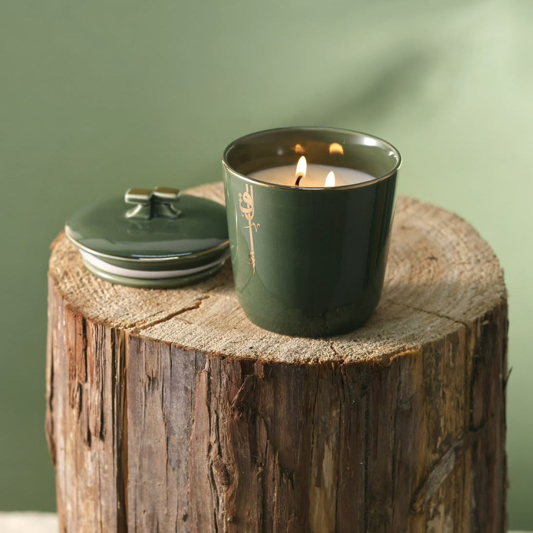 LIQAA - Large Candle|Wood Mint - Olive Gold