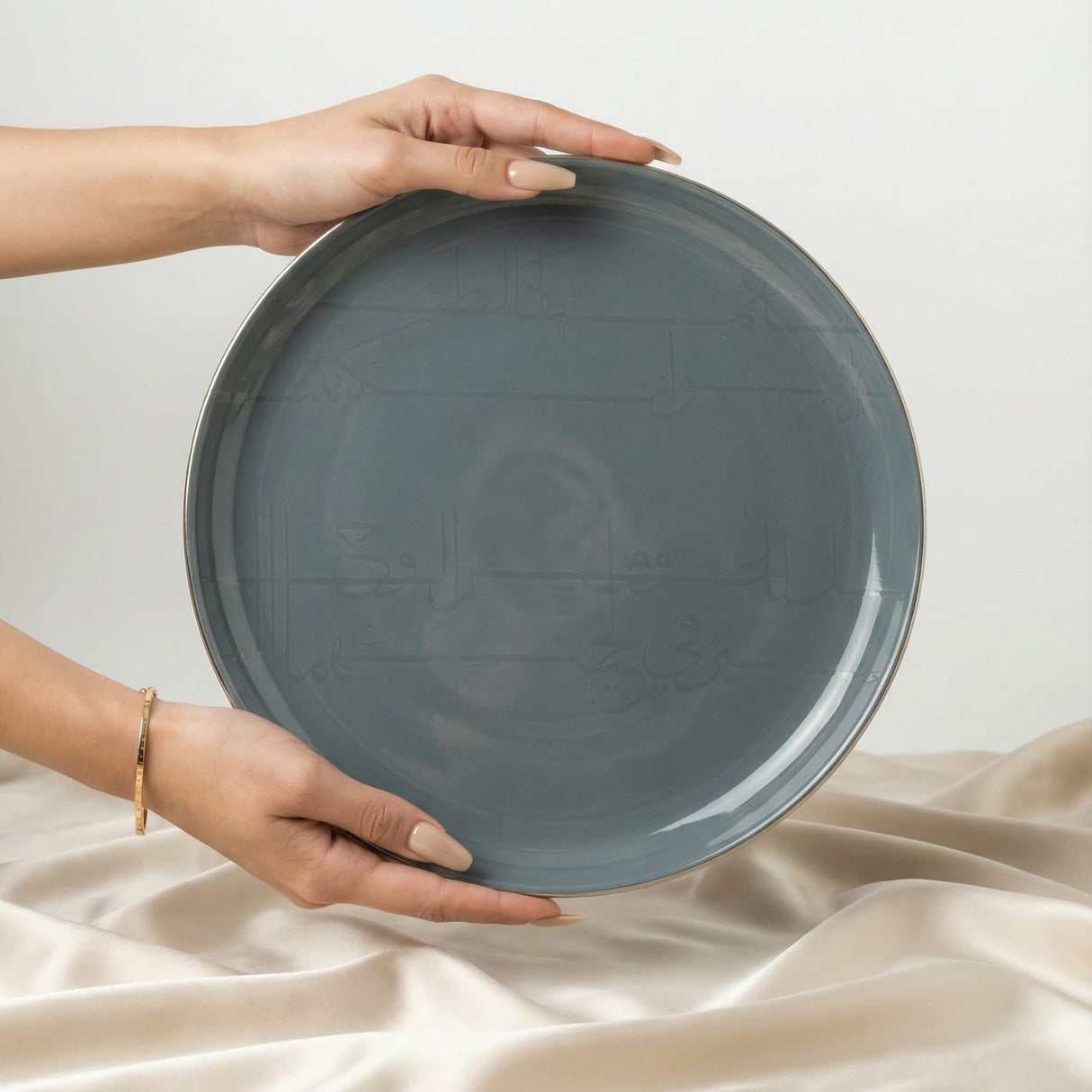 Mirral - Dinner Set (18-Pc) - Dark Blue & Silver