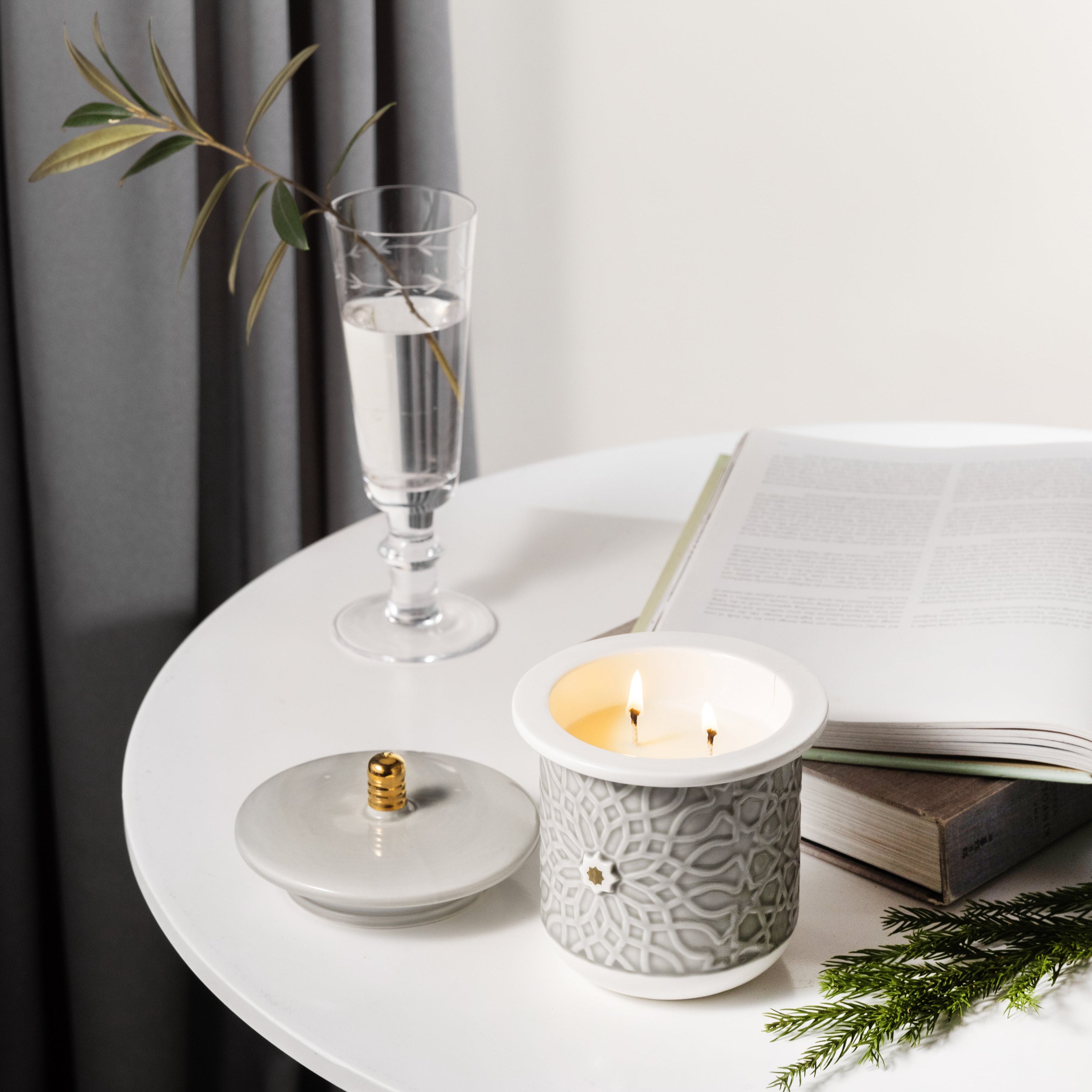 Asala - Large Candle| Wild Cedarberry - Grey & Gold – Otantik Home