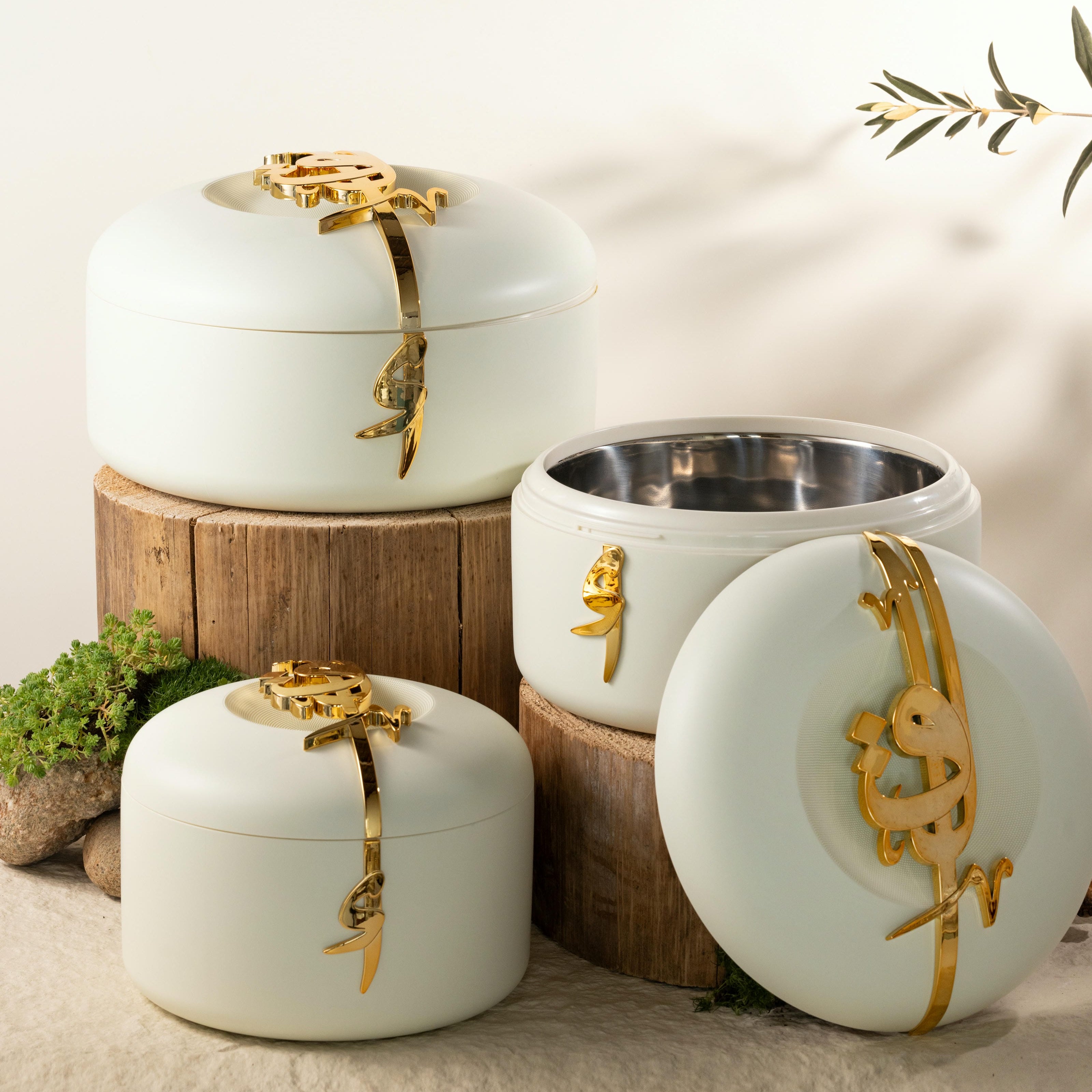 置物  GOLD DISH Liqa'a - Food Thermos/ Warm Serv (Set of 3) - Pearl White & Gold