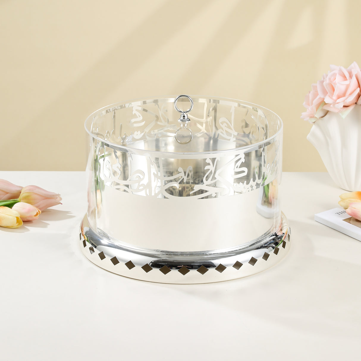 Jiwar - Large Sleek Plate Stand - Silver