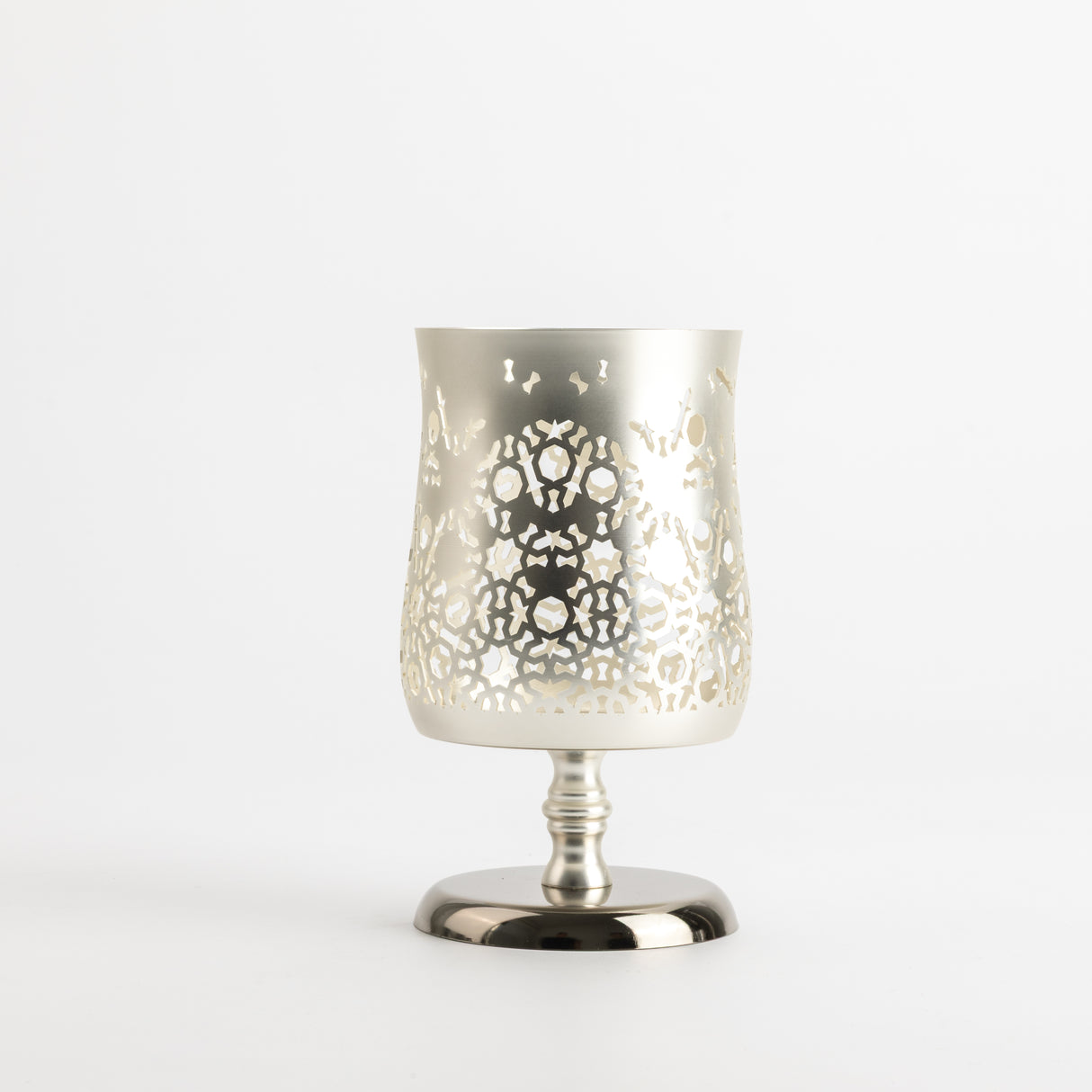 Nourhan - Large Candle Holder - Silver
