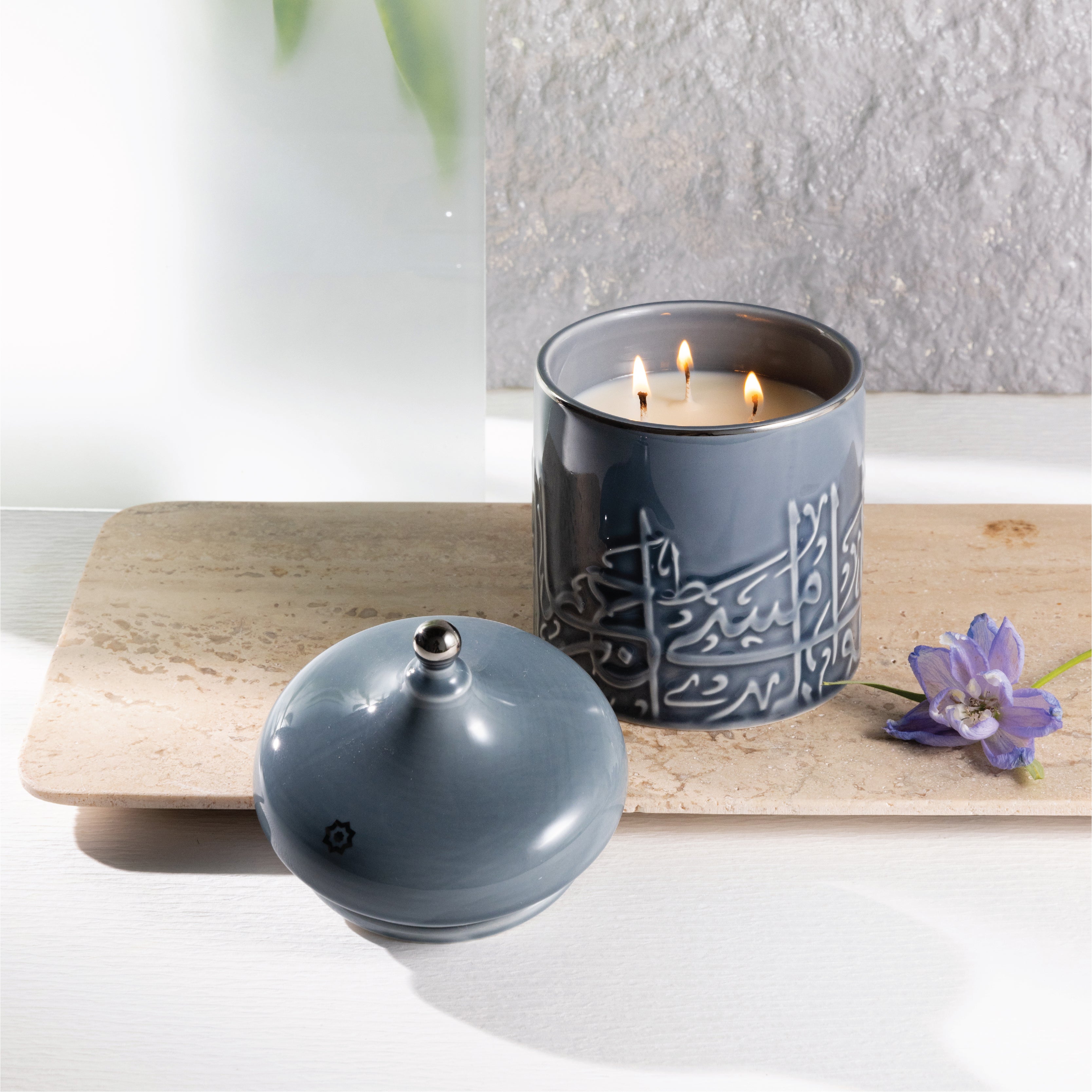 Jiwar - Large Candle| Minty Wood - Haze Blue & Silver – Otantik Home