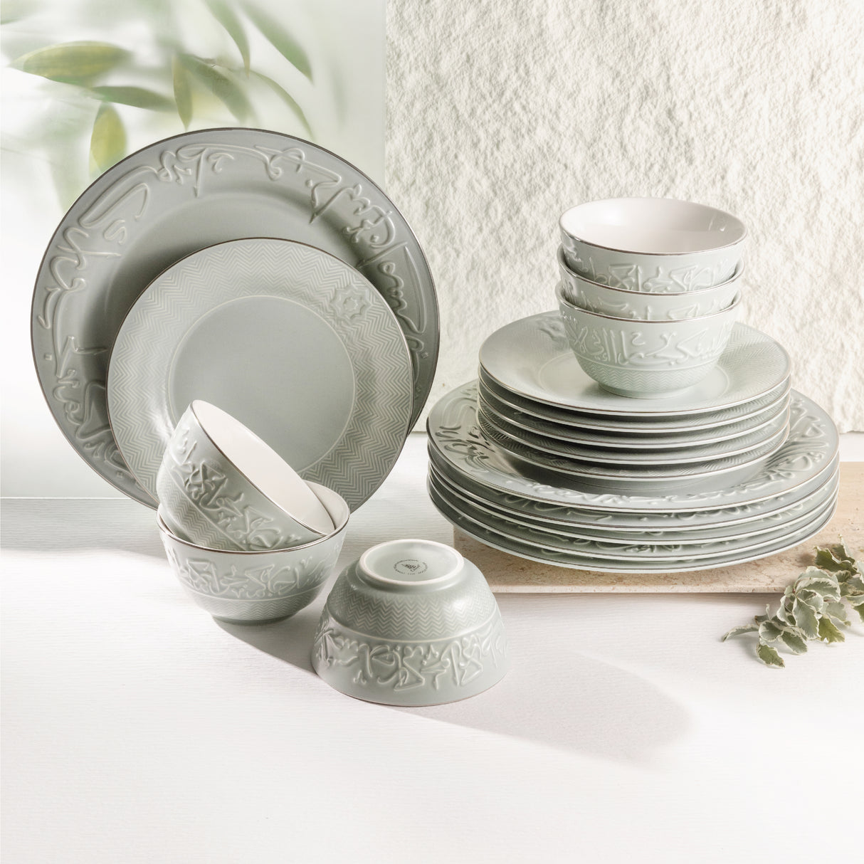 Jiwar - Dinner Set (18-Pc) - Mint Green & Silver
