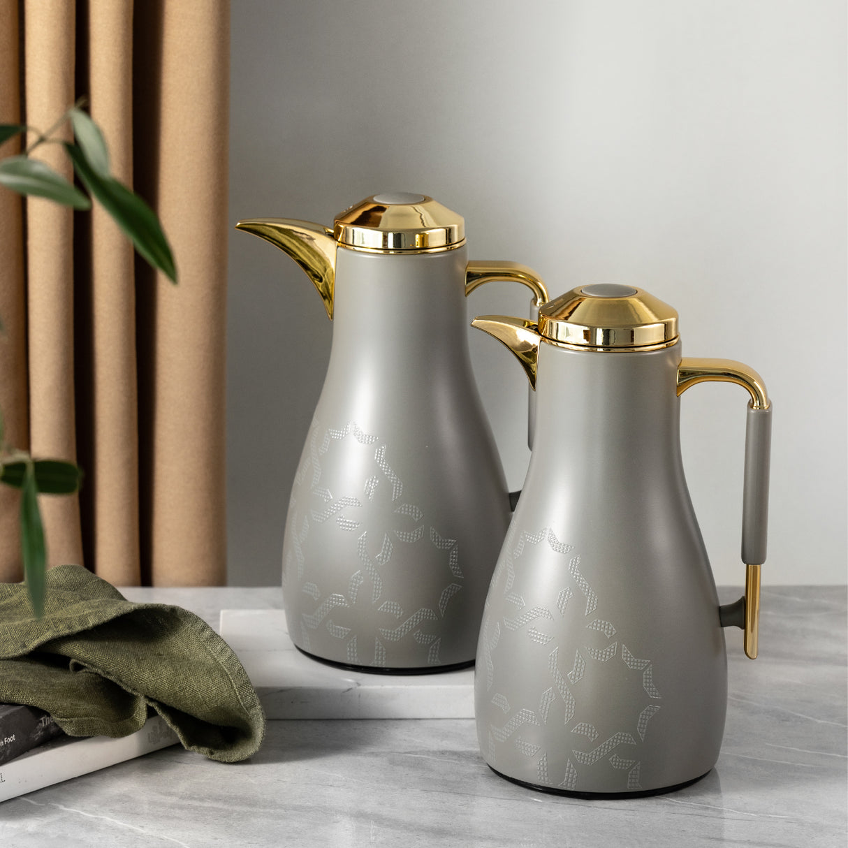 Octara - Vacuum Flask / Thermos (Set of 2)- Grey & Gold