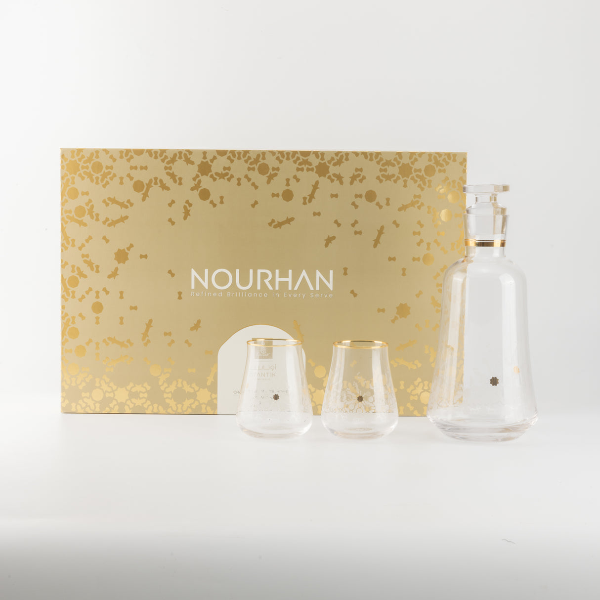 Nourhan - Jug with 6 Short glass cups - Gold