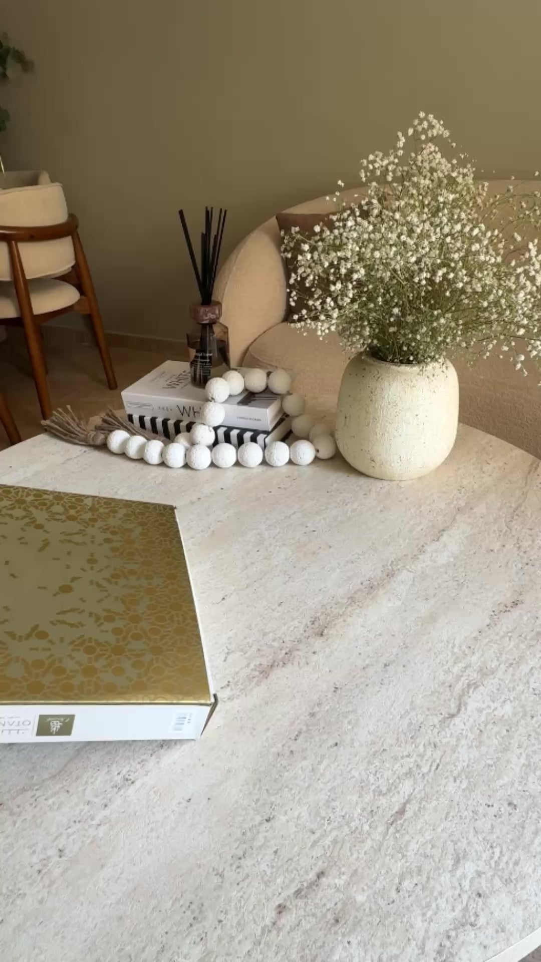 Nourhan- Serving Tray - Matt silver & beige