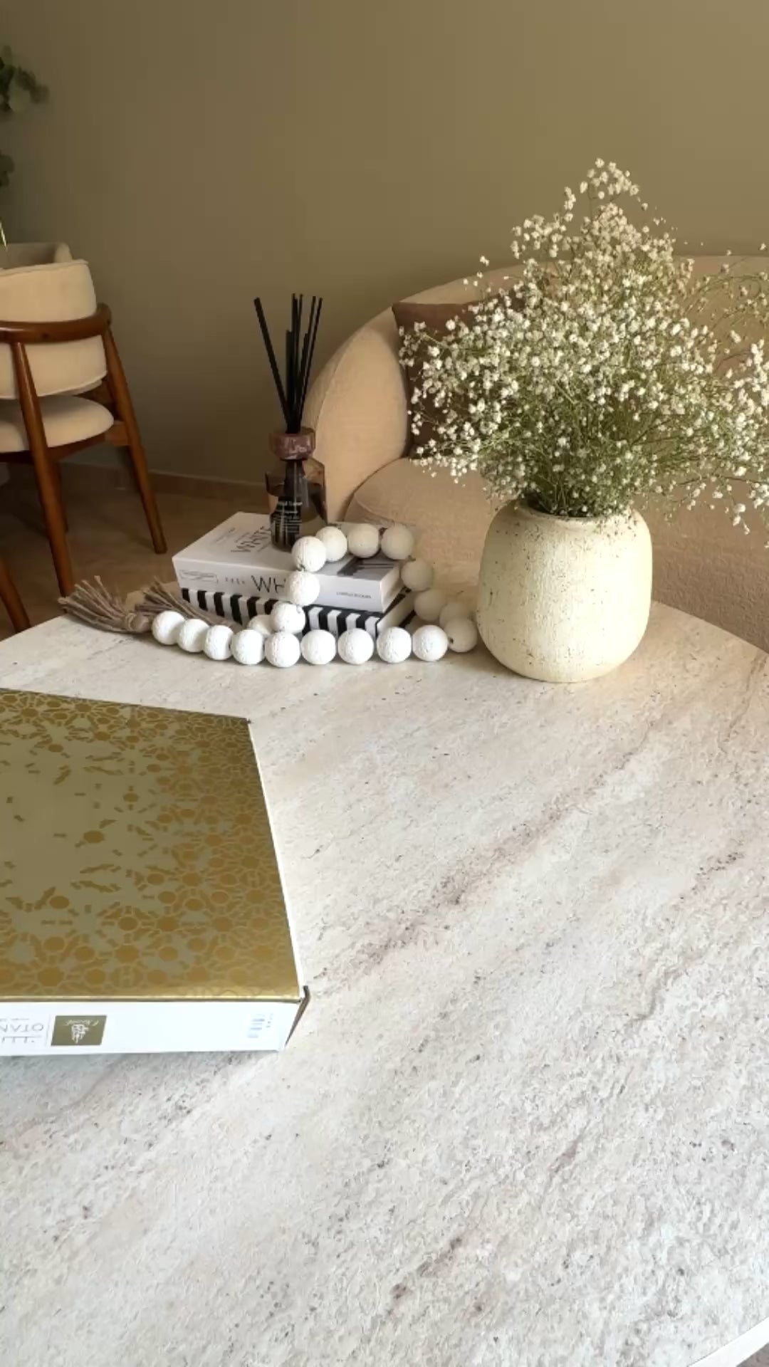 Nourhan- Serving Tray - Gold & Beige